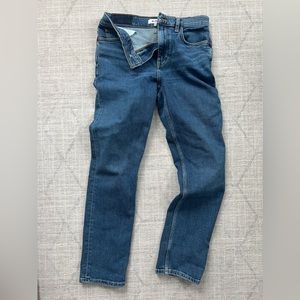 RE/DONE comfort stretch straight leg jean. NEW & Never worn. Size 27.